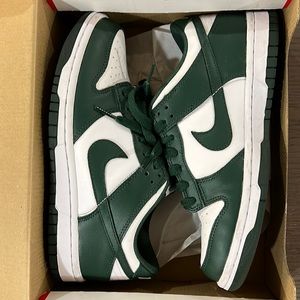 NIKE Dunk Low “Spartan Green” GS